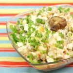 Салат с шампиньонами и солеными огурцами