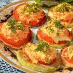 Закуска с кабачками, помидорами и сыром Закуска с кабачками, помидорами и сыром