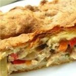 Слоеный пирог с мясом и картофелем Слоеный пирог с мясом и картофелем