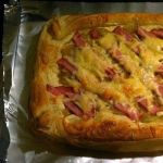 Луковый пирог с ветчиной и сыром Луковый пирог с ветчиной и сыром