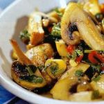 Острый салат из шампиньонов