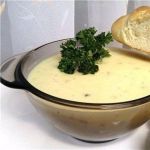 Сырный суп с колбасой и рисом