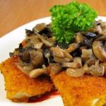 Жареная рыба с грибами